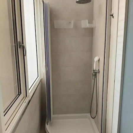 Centro 招待所 3*